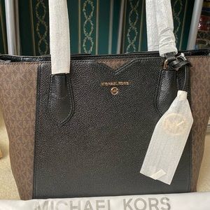Michael kors Mae tote black/ brown cross grain leather